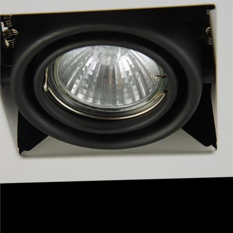 Точечный светильник Maytoni Metal DL008-2-01-W